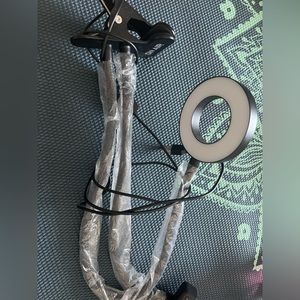 Halo Flex duo clip on ring light